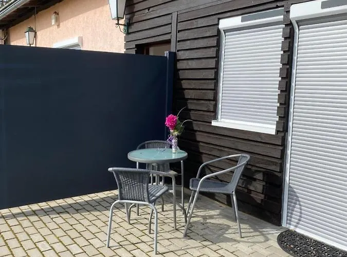 Апартаменты Spass & Ferien Auf Dem Alpaka Hof 2 Lenschow